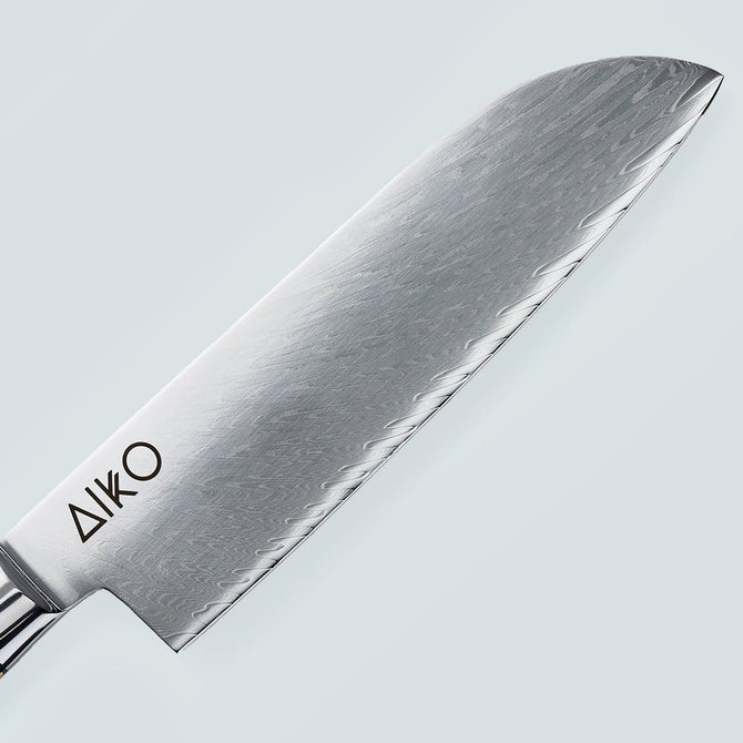 Aiko-Messer aus rotem Damaststahl mit farbigem rotem Harzgriff